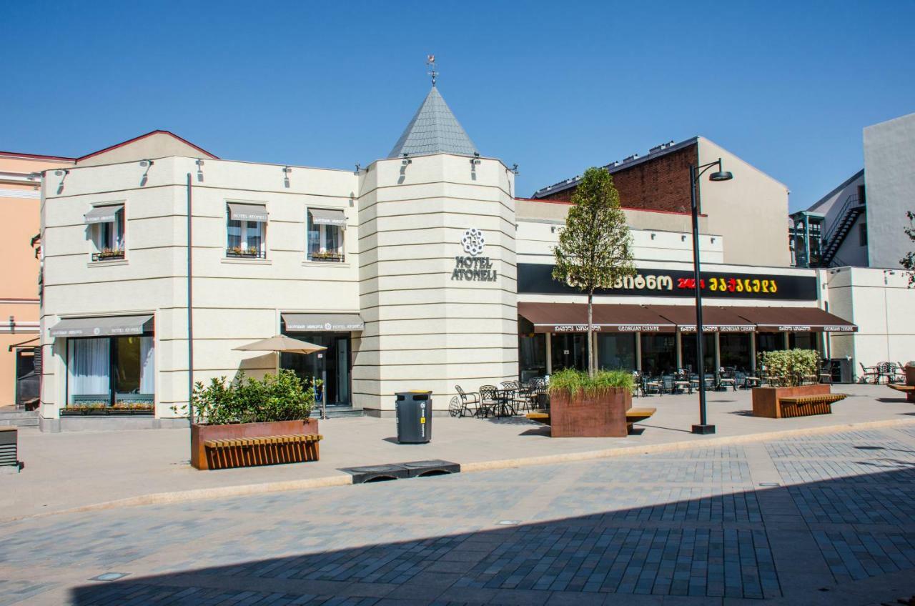 Atoneli Hotel Тбилиси Екстериор снимка